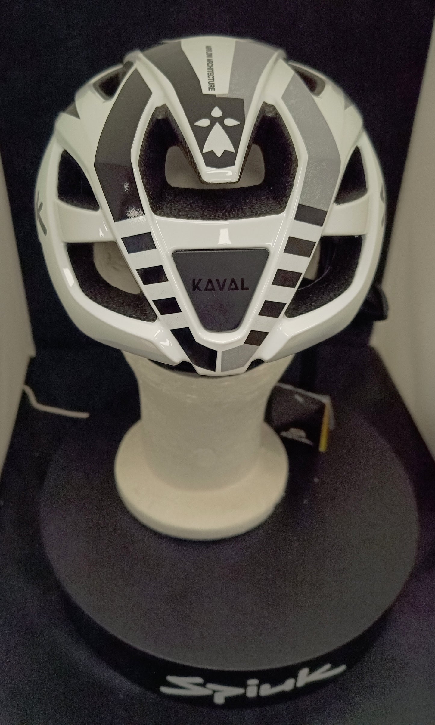 Casque vélo Spiuk Kaval Bretagne | Polyvalence et Style Unique